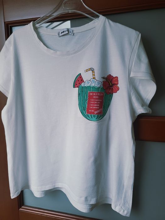 T-shirt rozm.L FB Sister