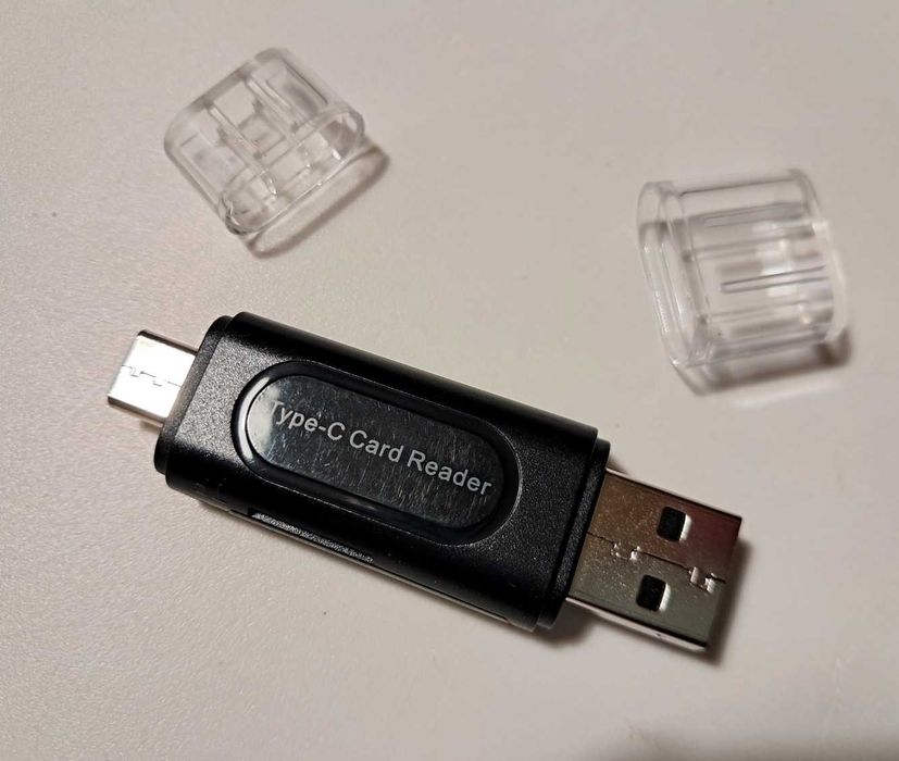 Praktyczny czytnik dla kart pamięci SD micro TF na złącze USB i USB-C