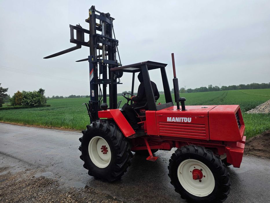 Terenowy wózek widłowy Manitou  wys. podnoszenia 580 cm