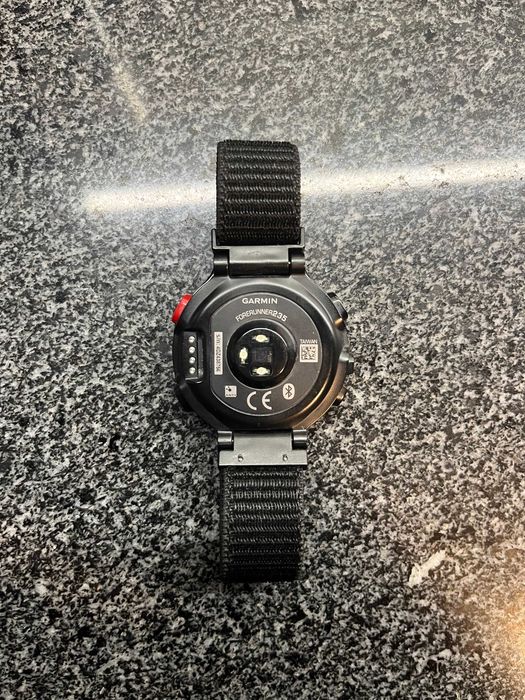 Garmin Forerunner 235