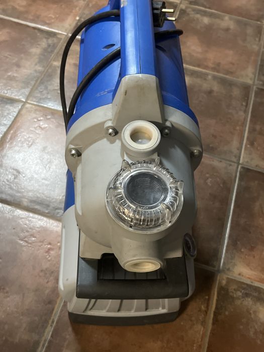 Bomba de agua com balão