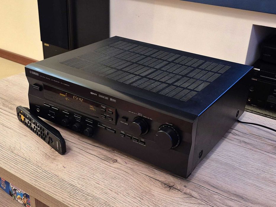 Wzmacniacz amplituner Yamaha RX-V396RDS + pilot