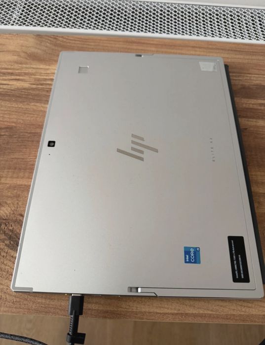 Biznesowy TABLET 2w1 HP Elite x2 G8 SIM LTE