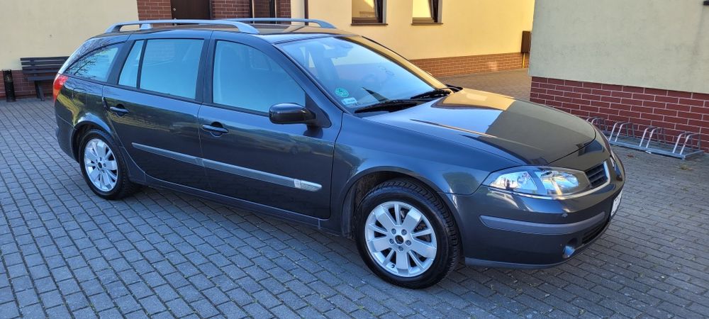 Renault Laguna   150km d