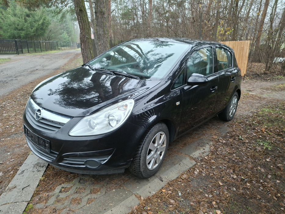 Opel Corsa 1.2b 2009