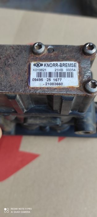 Кран управліня підвіскою, K019821 Volvo Renault 21083660
