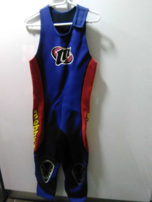 Fato desportos nauticos