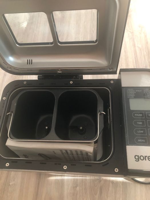 Wypiekacz pieczywa ciast oraz dżemów