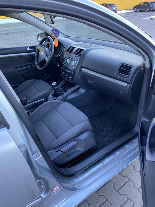 VW Golf 5 2.0 дизель 4х4 2005 року для ЗСУ або Волонтерських потреб