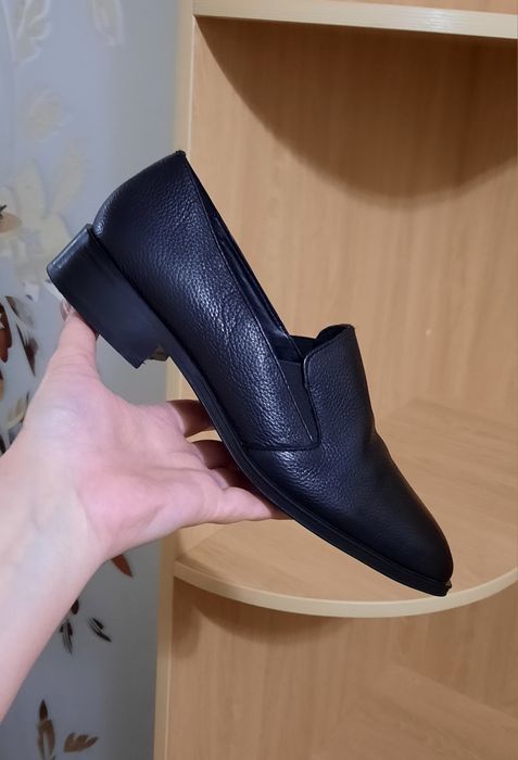 Лофери Pier One туфлі Натуральна шкіра р. 40 уст. 26-26,5 см чорні челсі