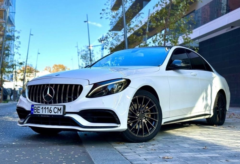 Продам мерседеса C 220 у W205 кузові