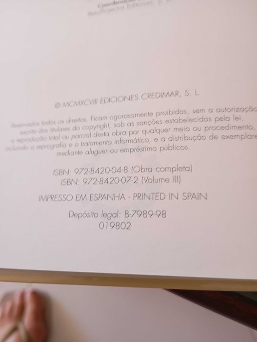 3 livros da Enciclopédia da Secretária