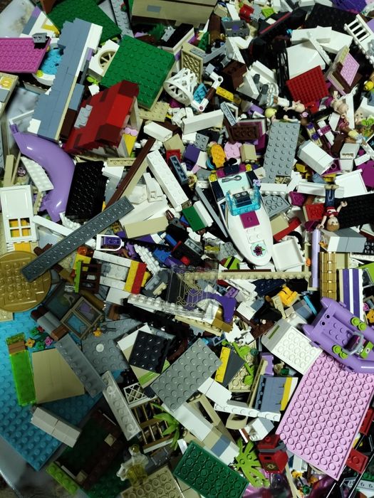 Продам лего оригинал