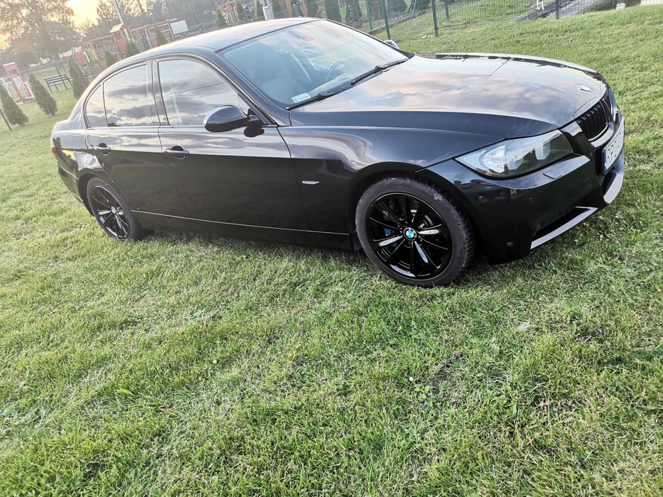 BMW  E90  330i