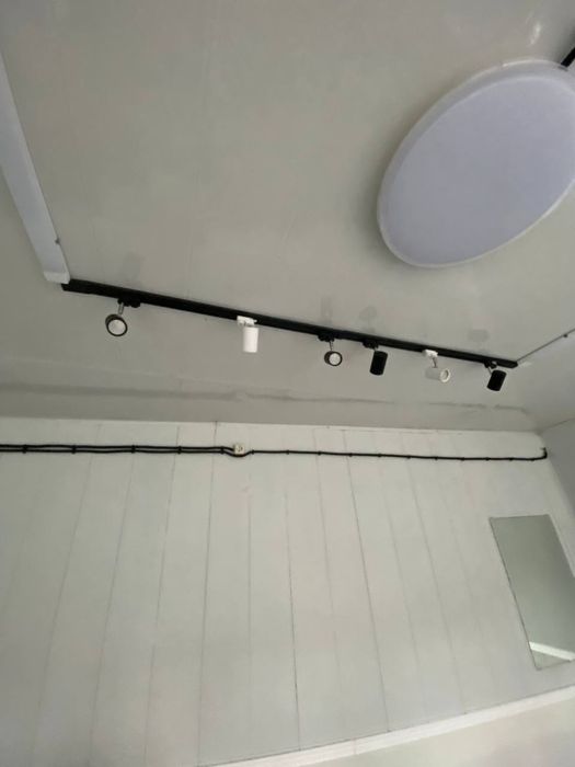 Трековий світильник. Світильник. Лампа