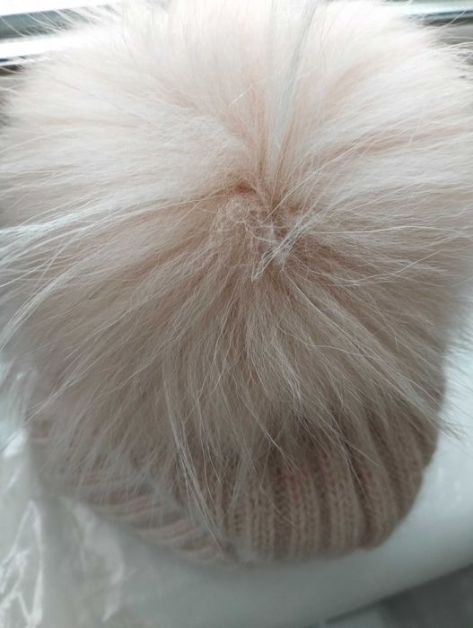 Зимова жіноча шапка Braxton нова