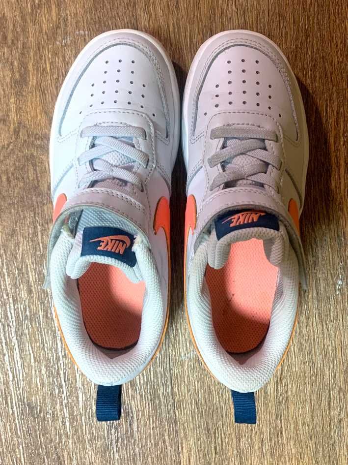 Nike Court Borough Low 2 .31