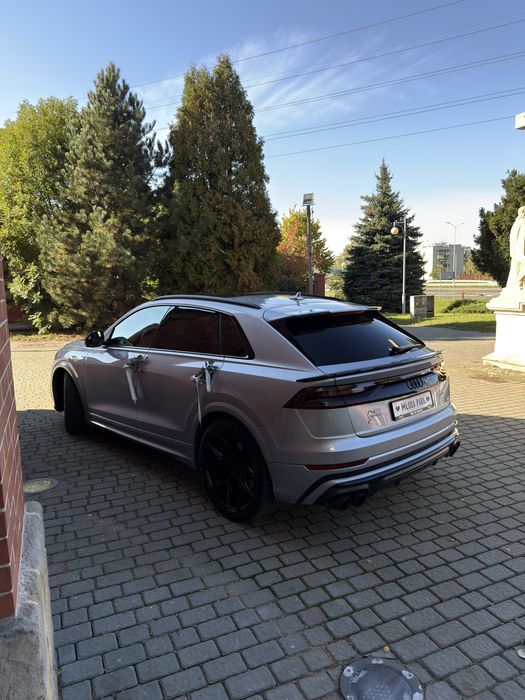 Samochód do ślubu WYNAJEM/AUDI SQ8/435KM/sport w eleganckim wydaniu