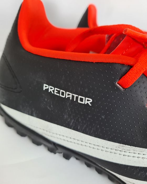 Botas Futebol Adidas Predator Club Turf - Tamanho FR 46 - Sintético