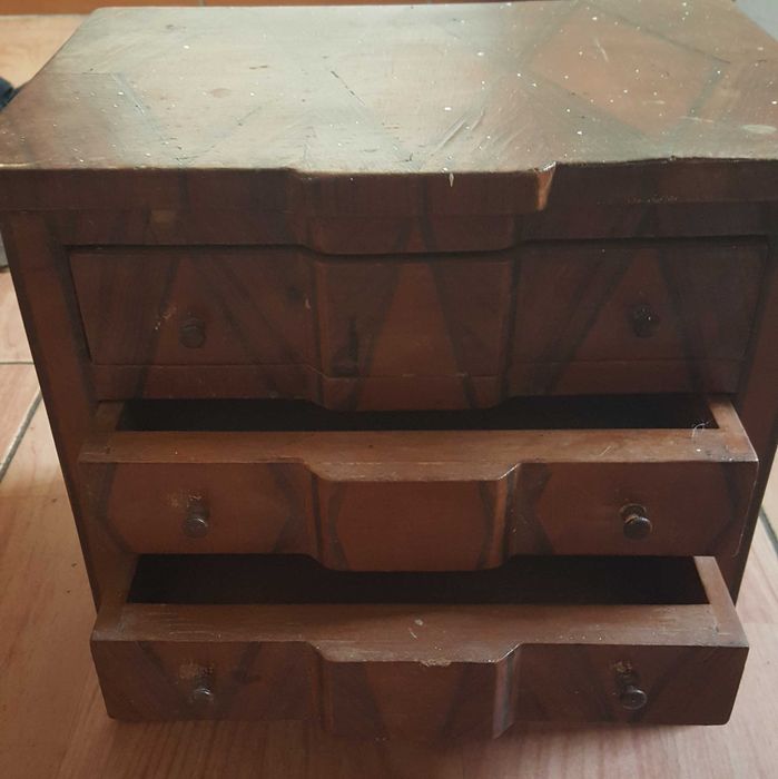 Mini cómoda de 3 gavetas
