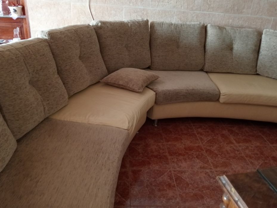 Sofá canto curvo de dois módulos