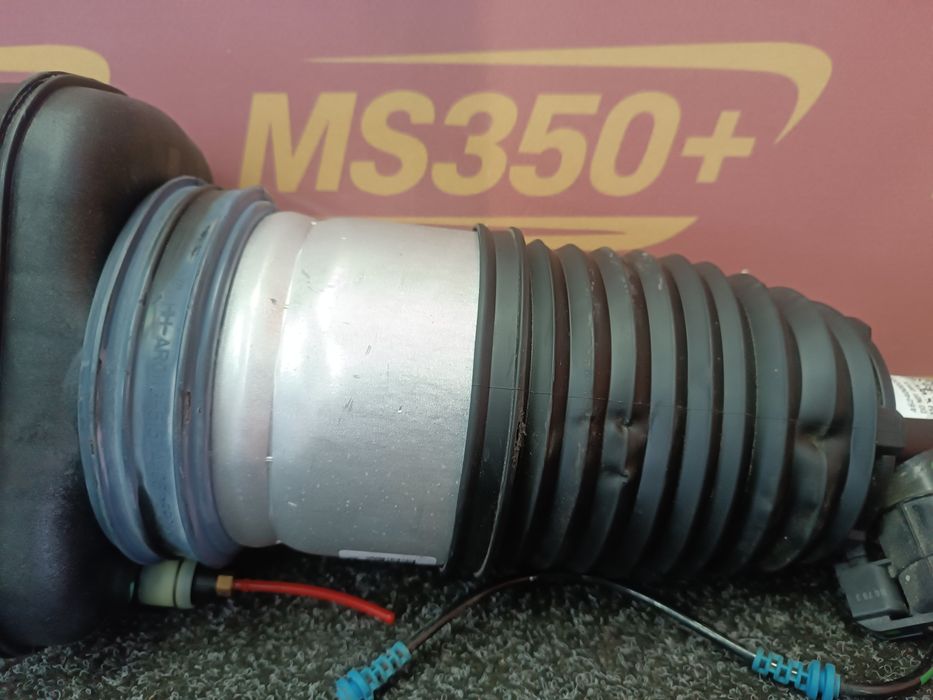 Пневмоподушка задня ліва BMW X5  G05 БМВ Х5 Г05 розборка шрот запчастини 37105A40B53 462400020426  Пневмоподушка задняя левая