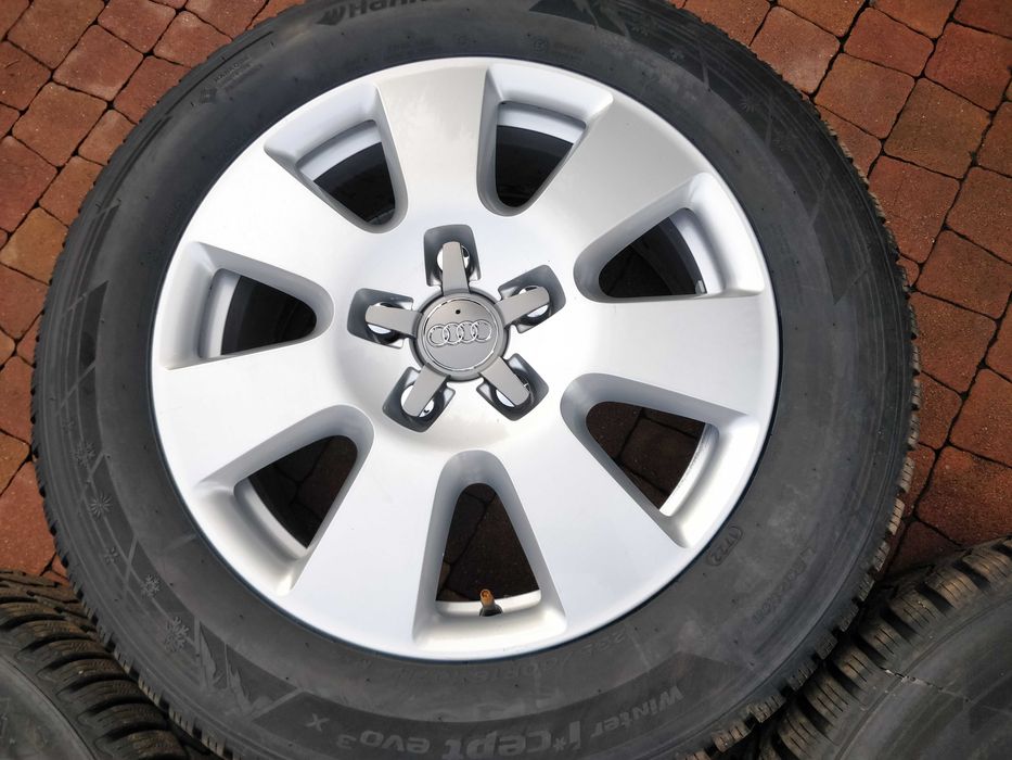 2928. Alufelgi 18" Audi Q7 4L0 Touareg 5x130 7.5J ET53 oryginał proste