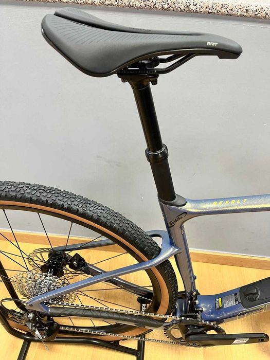 Giant Revolt Advanced 1 2026