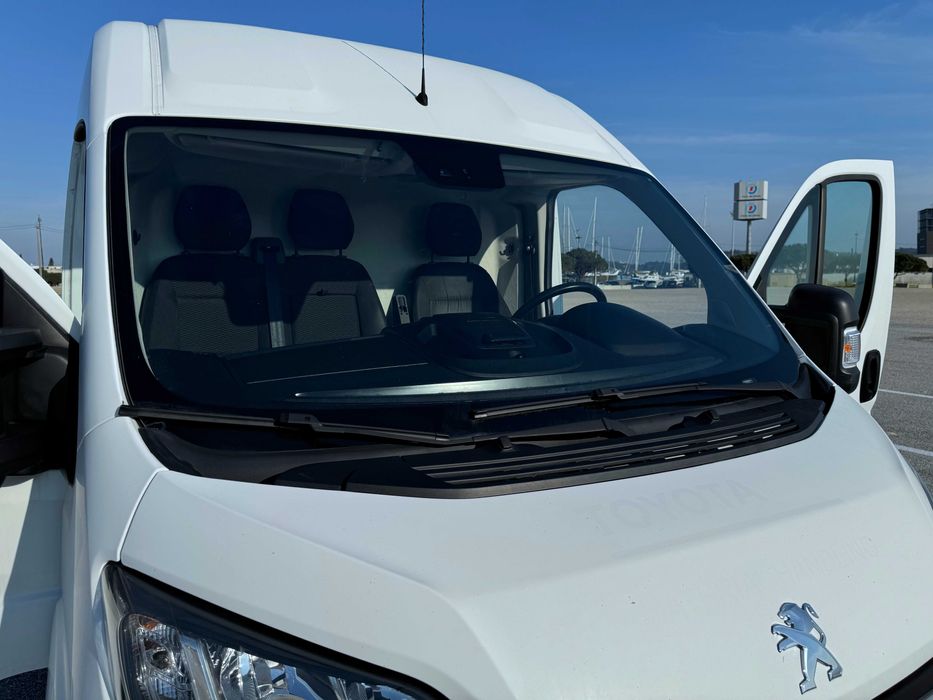 Peugeot Boxer 2.2 BlueHDi 140cv 333 L2H2 GPS/AC