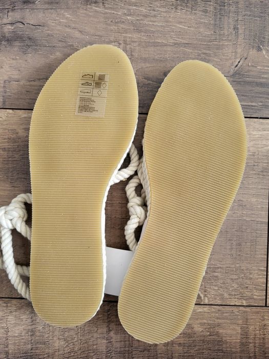 Sandały H&M boho plecione