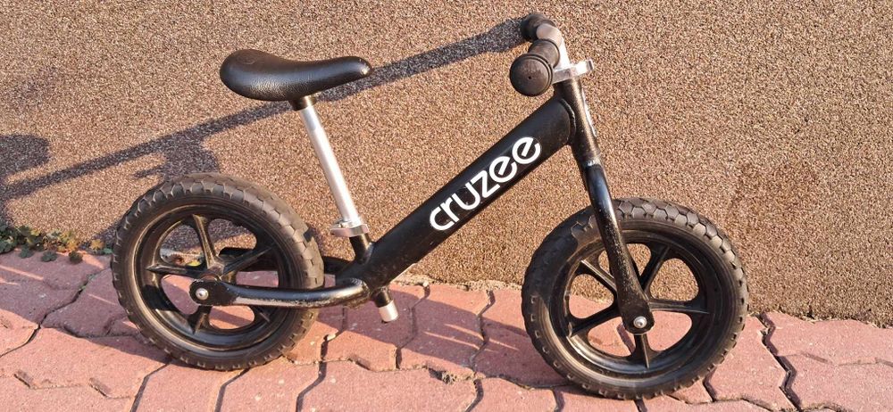 Rowerek biegowy Cruzee czarny