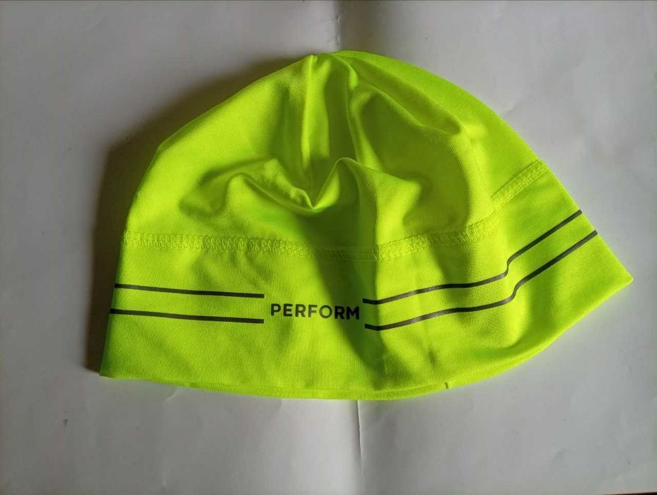 Спортивний комплект RONHILL + PERFORM — рукавиці та бігова шапочка