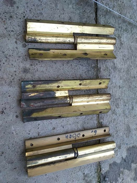 Sprzedam Zawiasy używane