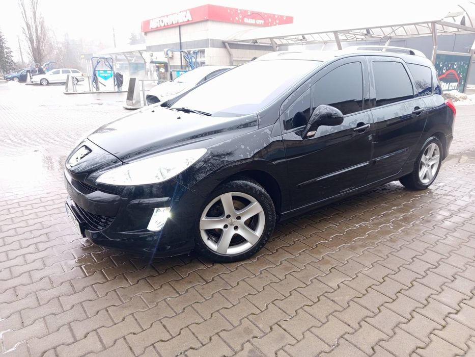 Продам  Peugeot 308 SW
