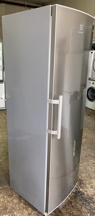 Chłodziarka Electrolux 392 litry
