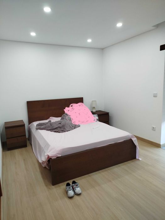 Quarto grande para alugar em Viseu