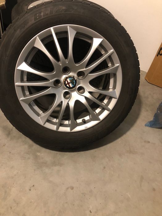 Sprzedam felgi 16 wraz z oponami