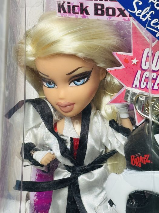 Братц Хлоя  Bratz Cloe X-tReme Kick Boxing