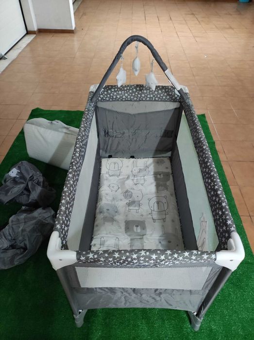 Cama de Viagem 2 Niveis Jané com colchão extra