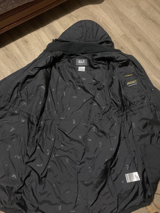 Жіноче пальто  Jack Wolfskin. Р L-XL