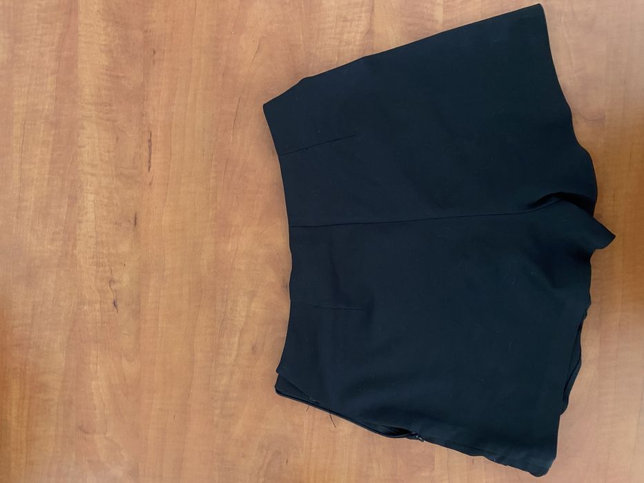 Saia-calção preto da zara