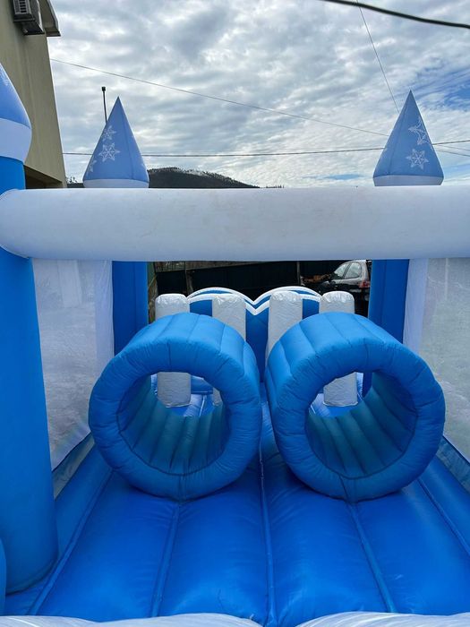 Insuflável e Trampolim