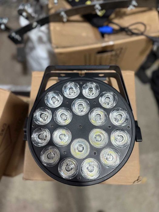 led par 18 - Купити студійне обладнання - Ціна на OLX.ua