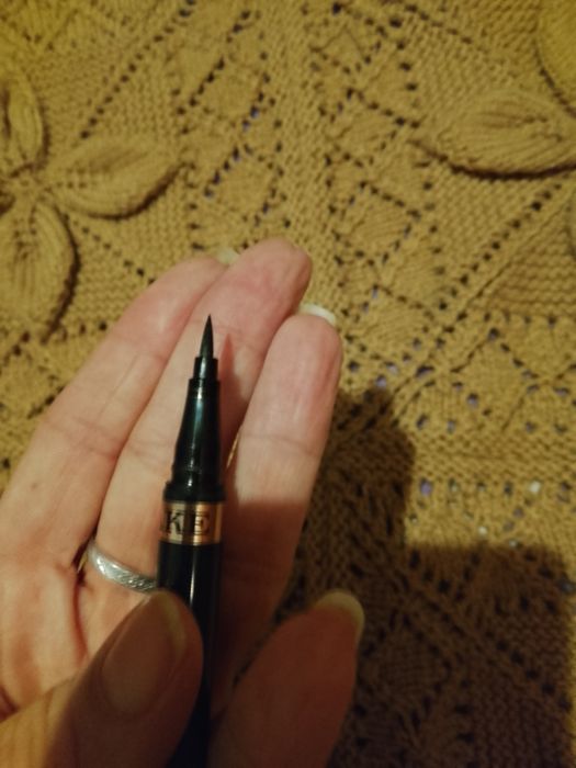 Eyeliner nowy czarny