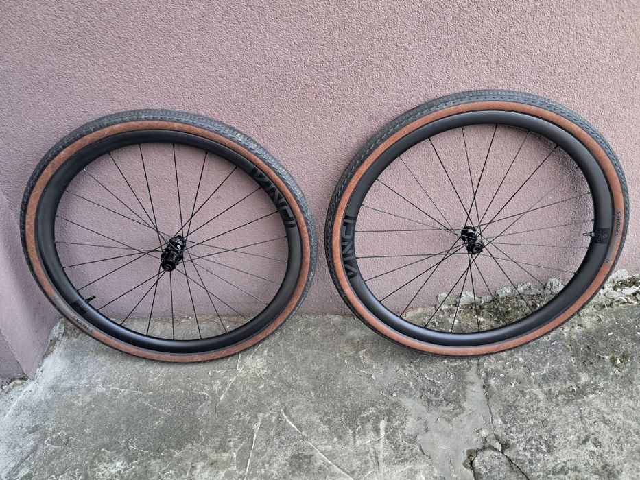 Koła Vinci GRV33 + opony S-Works Pathfinder 42