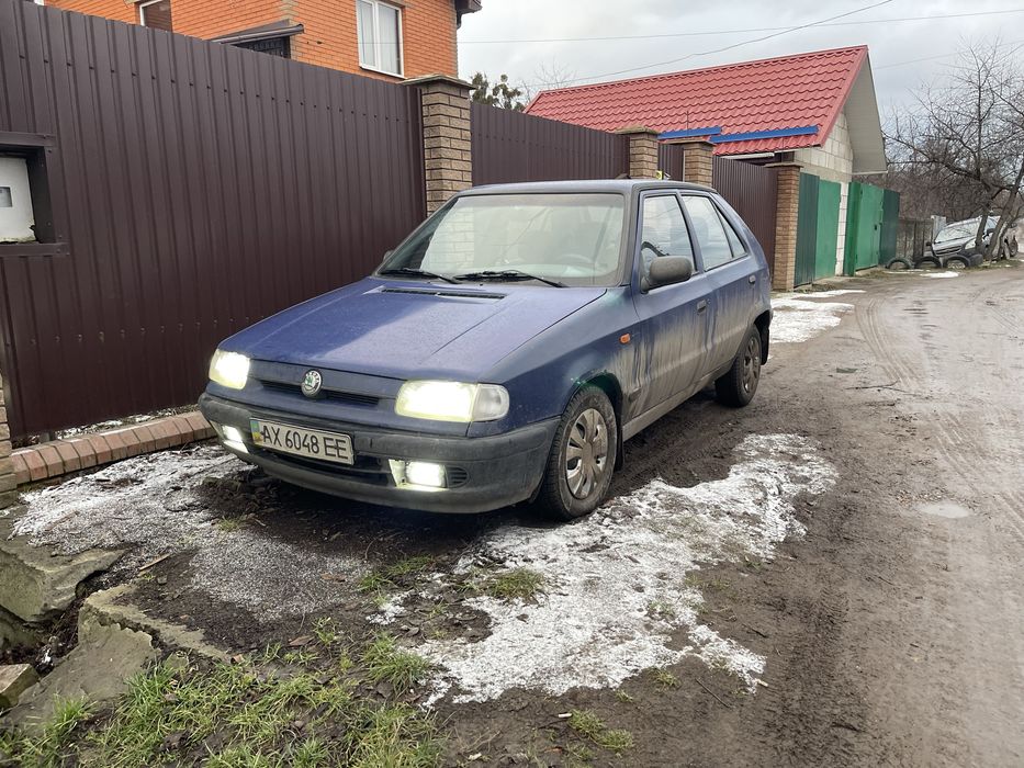 Шкода філіція газ бензин. Поварена