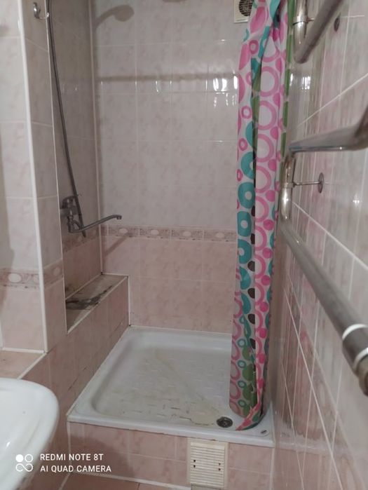 Продам 2-х комнатную квартиру в центре