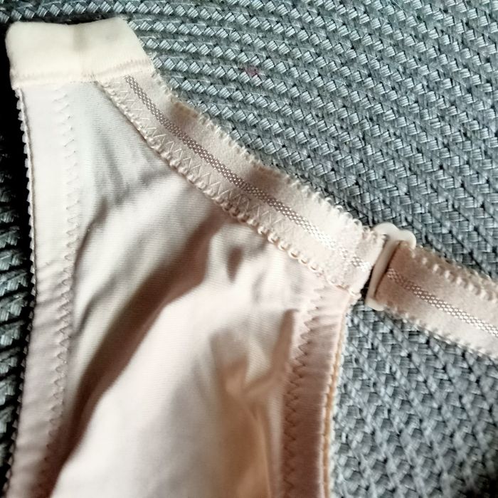 Biustonosz push up, beżowy Kris 85D