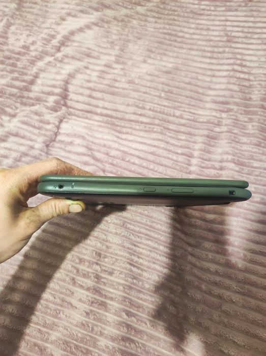 Продам сенсорний ноутбук dell latitude 3189