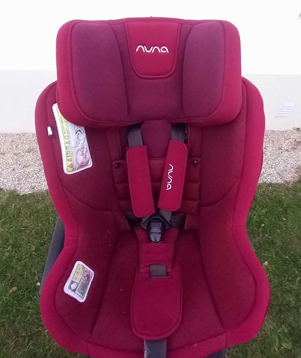Cadeira auto nuna Rebl Plus berry